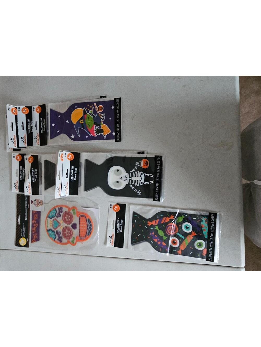 Get ready for Halloween with this fun bundle of 6 unopened treat-bag packs! Perf